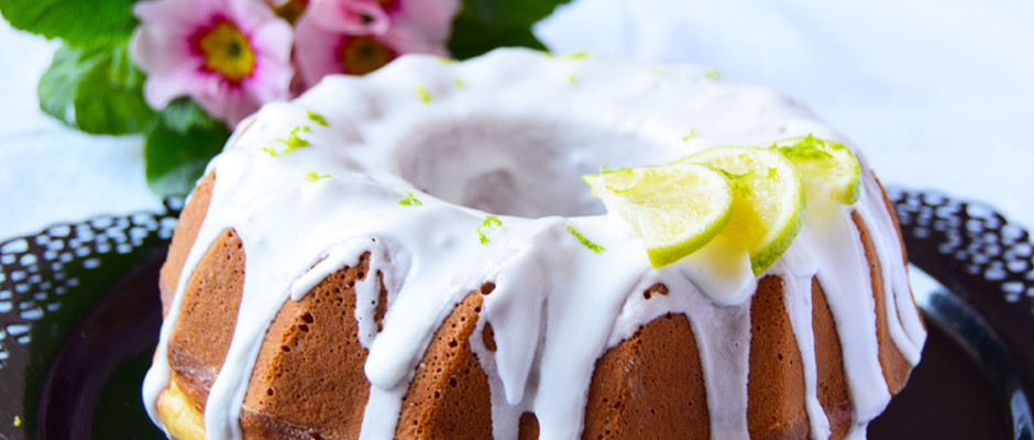 Ciambella al lime e latte di cocco