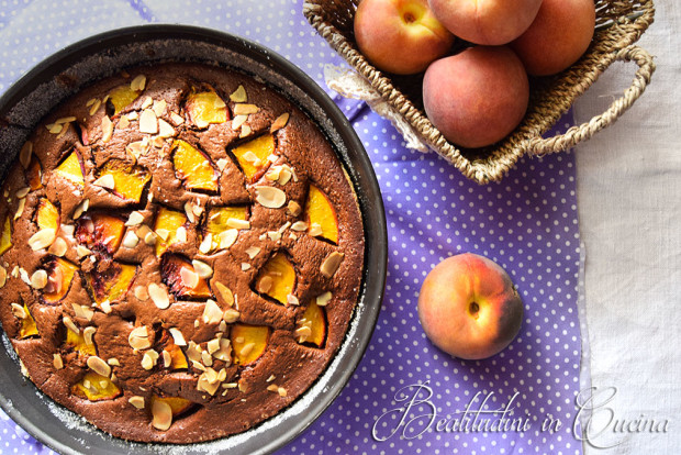 Torta cioccolato e pesche Bimby