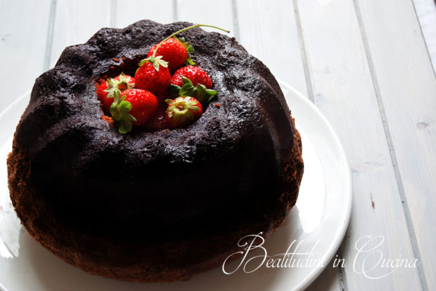 Bundt cake al cioccolato fondente