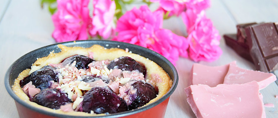 Crostatine alle ciliegie e ruby chocolate