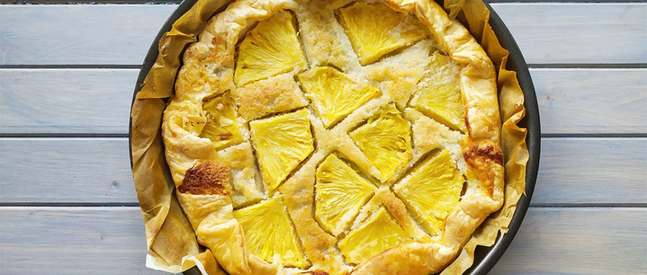 Sfoglia con frangipane al cocco e ananas