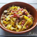 Tagliatelle funghi e speck