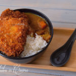 Katsukarē: la cotoletta giapponese con curry e riso