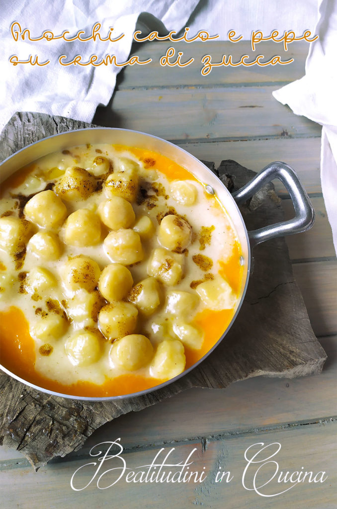 Gnocchi cacio e pepe su crema di zucca