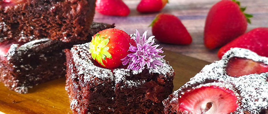 Brownies al cioccolato e fragole