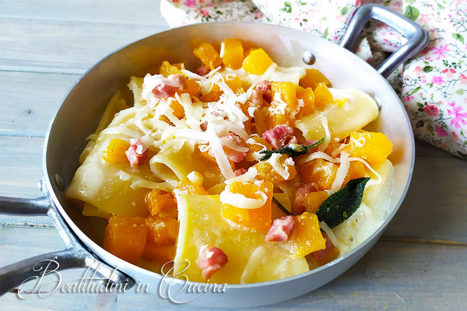 pasta zucca, pancetta e caciocavallo