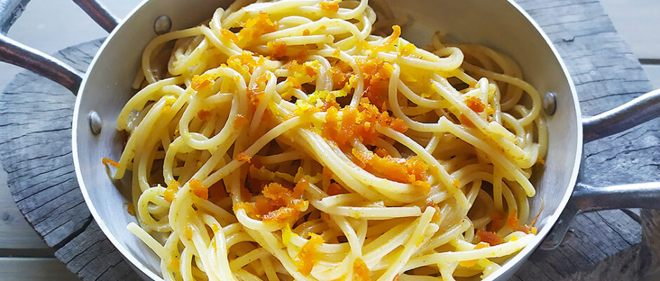 spaghetti con bottarga e limone