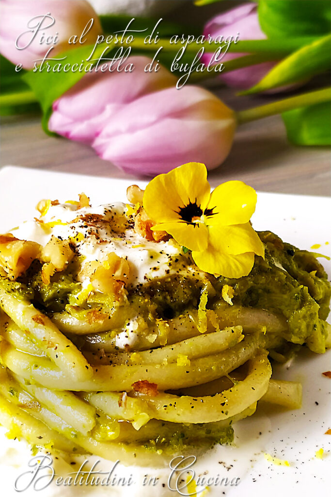 Pici al pesto di asparagi e stracciatella di bufala