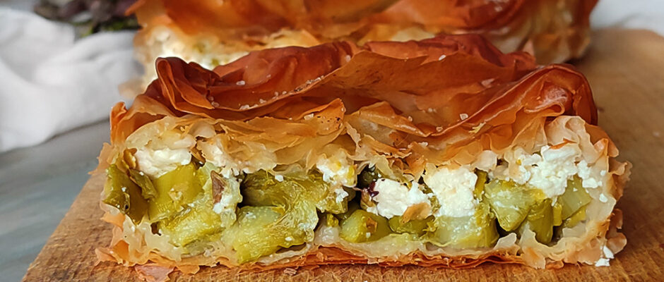 Strudel di pasta fillo con asparagi, patate e feta